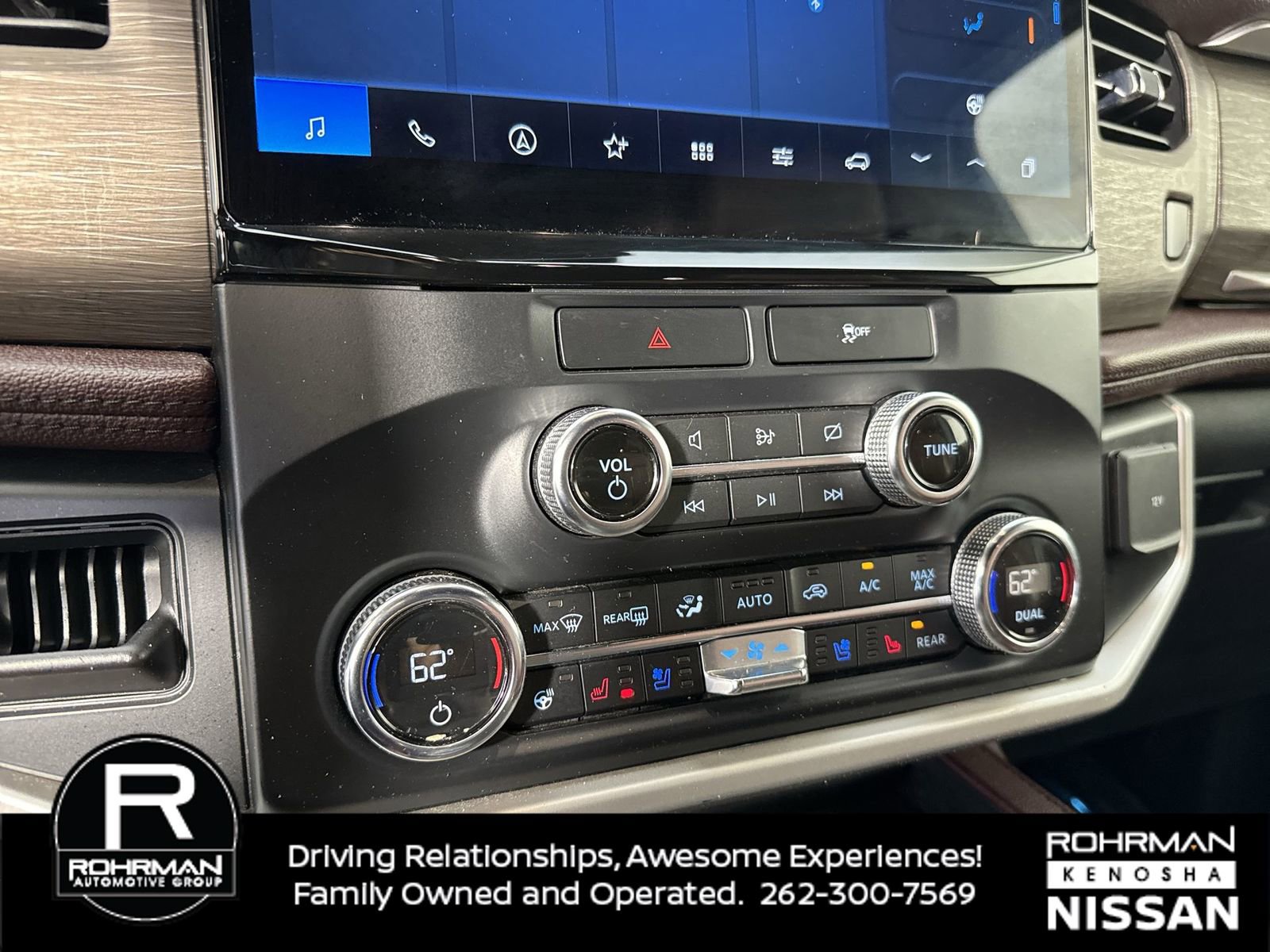 Used 2022 Ford Expedition Max Limited image 8