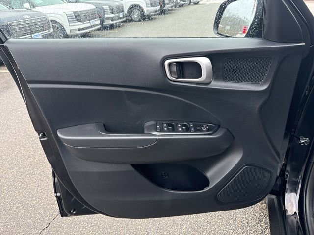 Certified 2026 Hyundai Venue SE image 10