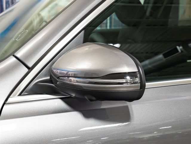 Used 2026 Mercedes-Benz GLB 250 4MATIC image 10