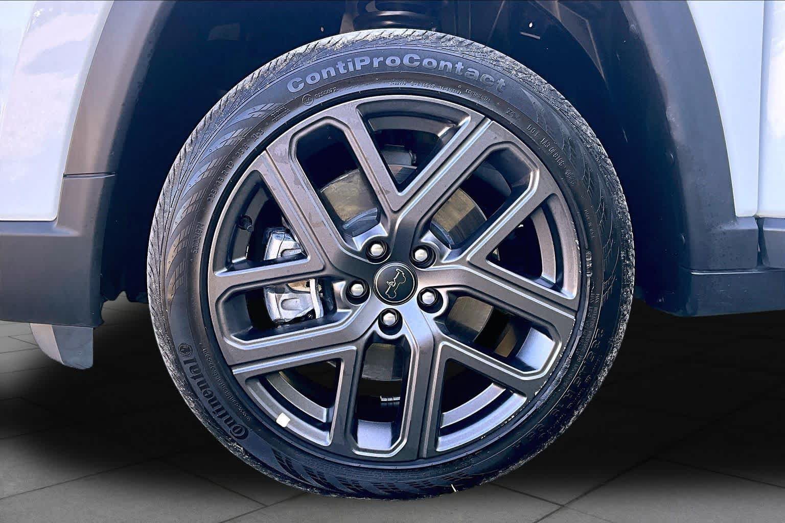 Used 2026 Jeep Compass Limited AWD/4WD image 11