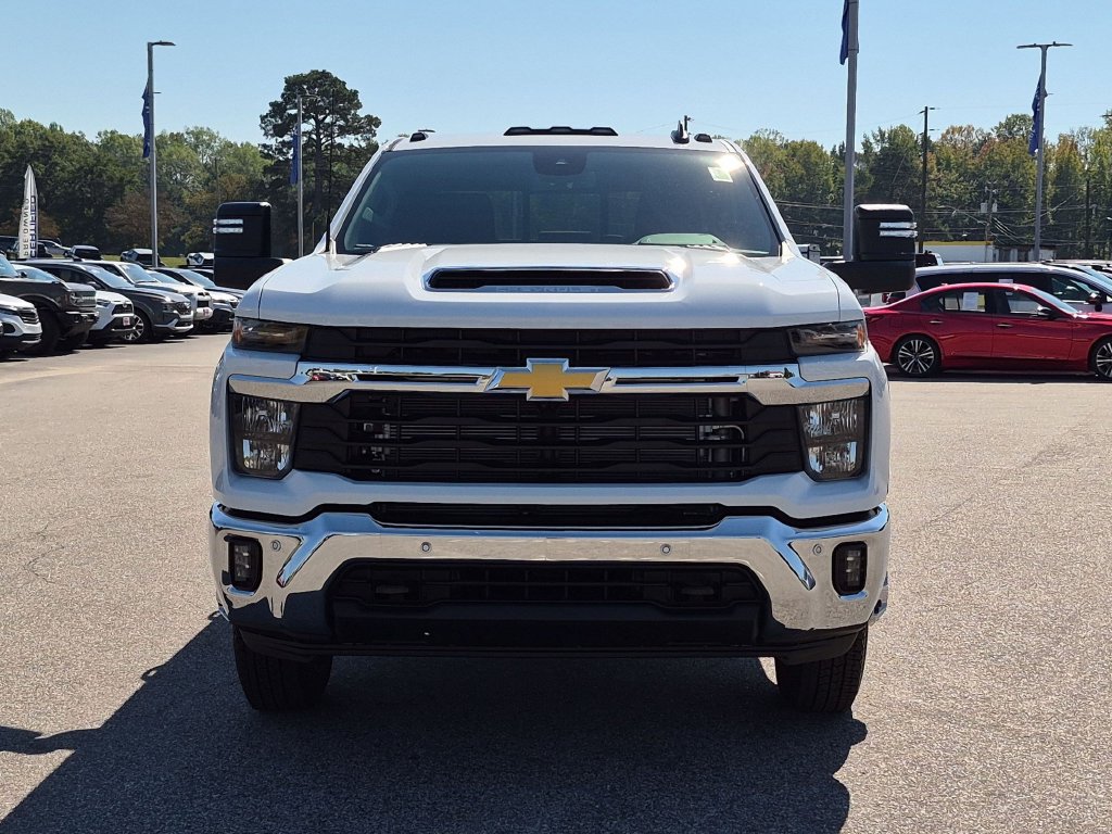 New 2026 Chevrolet Silverado 3500 LT w/ All Star Edition AWD/4WD image 9