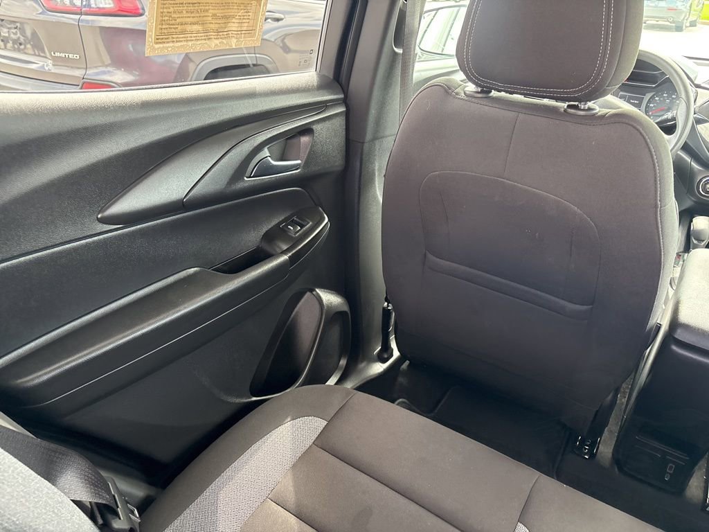 Used 2022 Chevrolet TrailBlazer LT w/ Convenience Package image 13