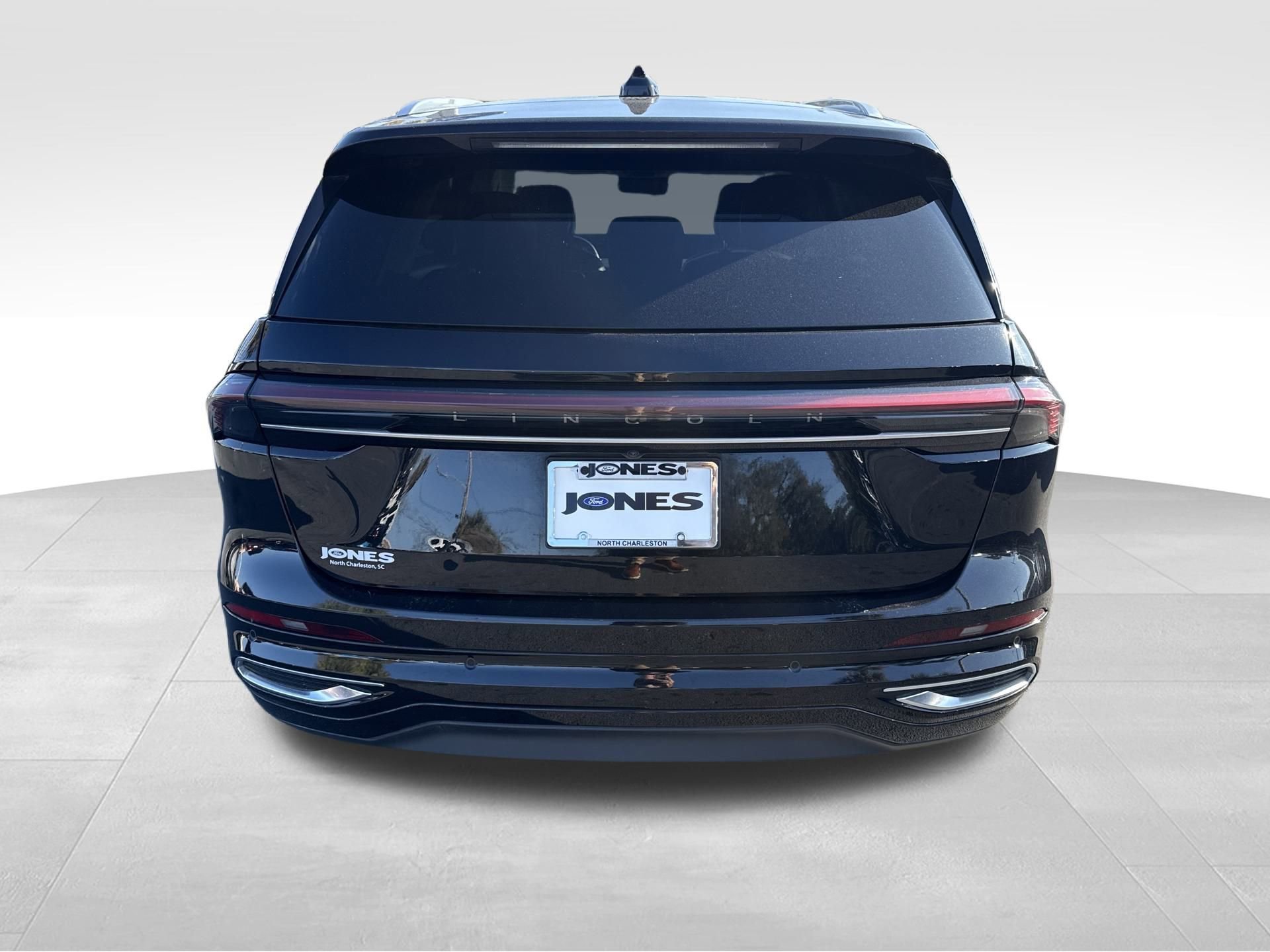 Used 2024 Lincoln Nautilus Reserve image 8