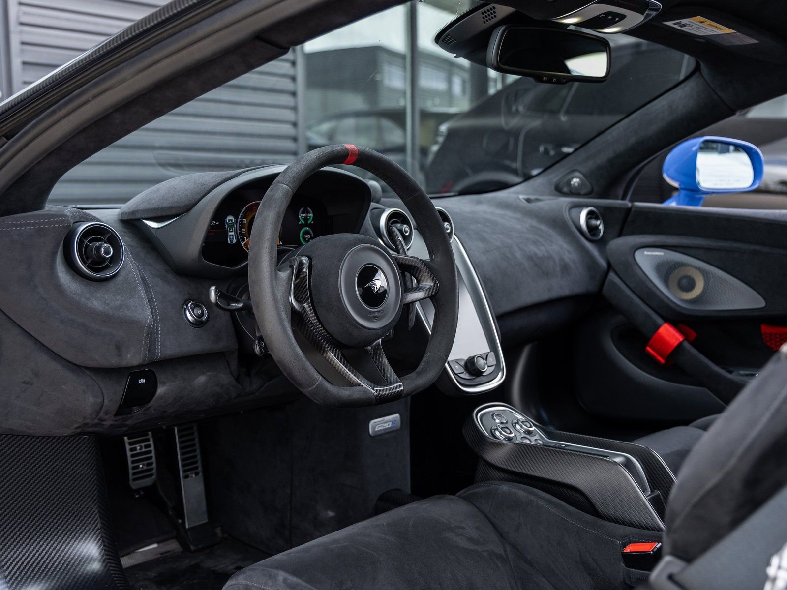 Used 2020 McLaren 620R image 41