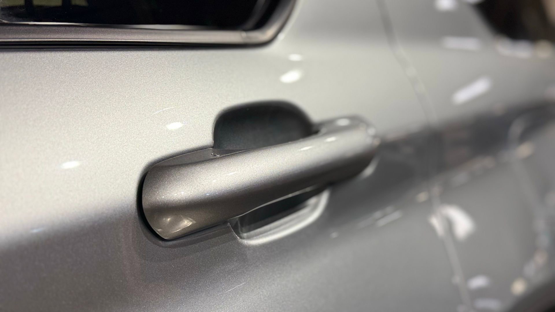 Used 2025 Ford Explorer Active w/ Active Comfort Package image 19