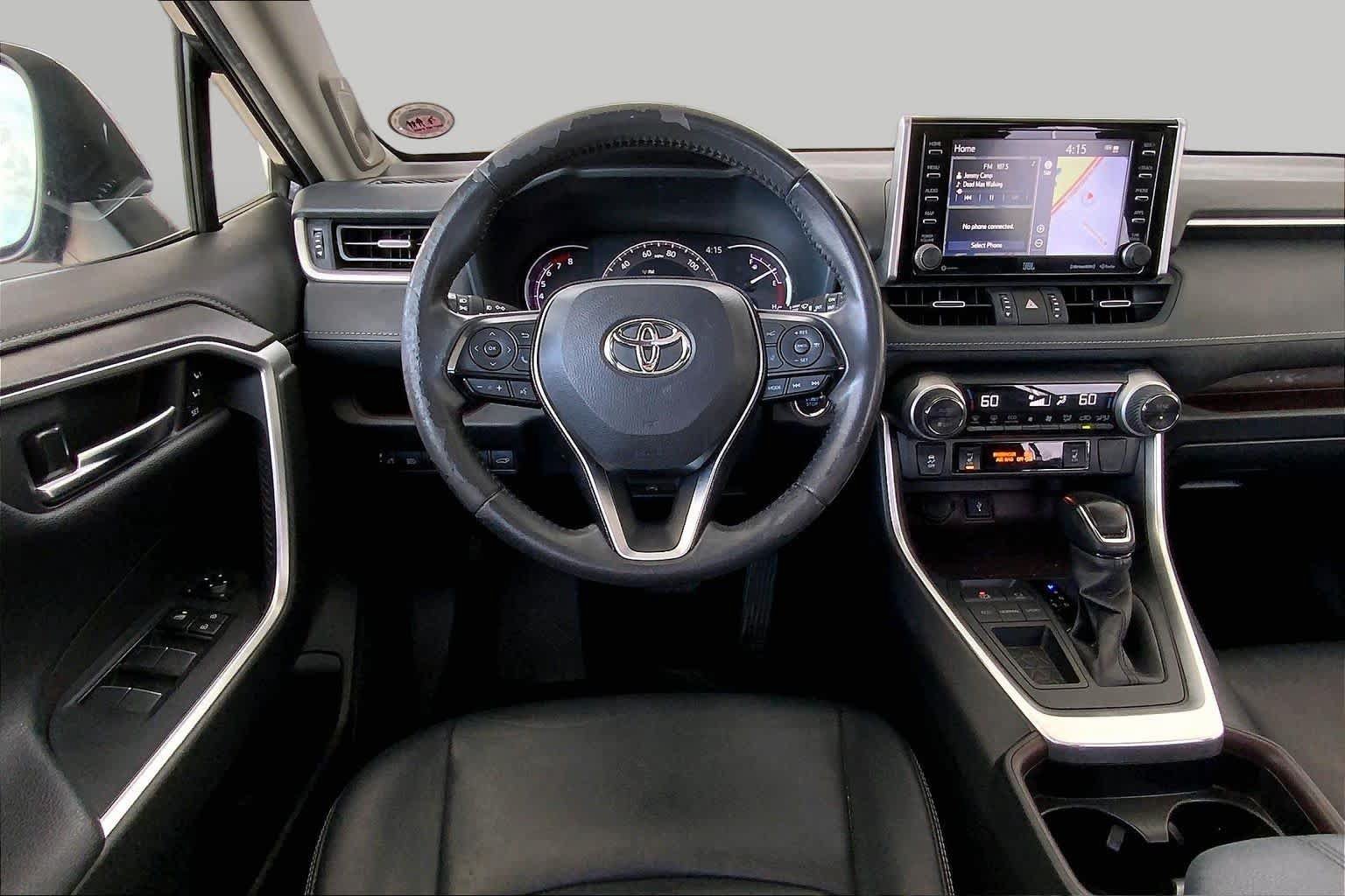 Used 2020 Toyota RAV4 Limited FWD image 6