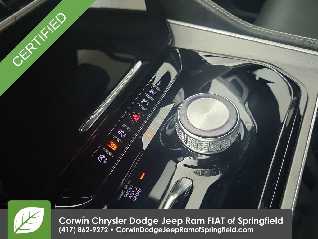 Certified 2025 Jeep Wagoneer Series II image 27