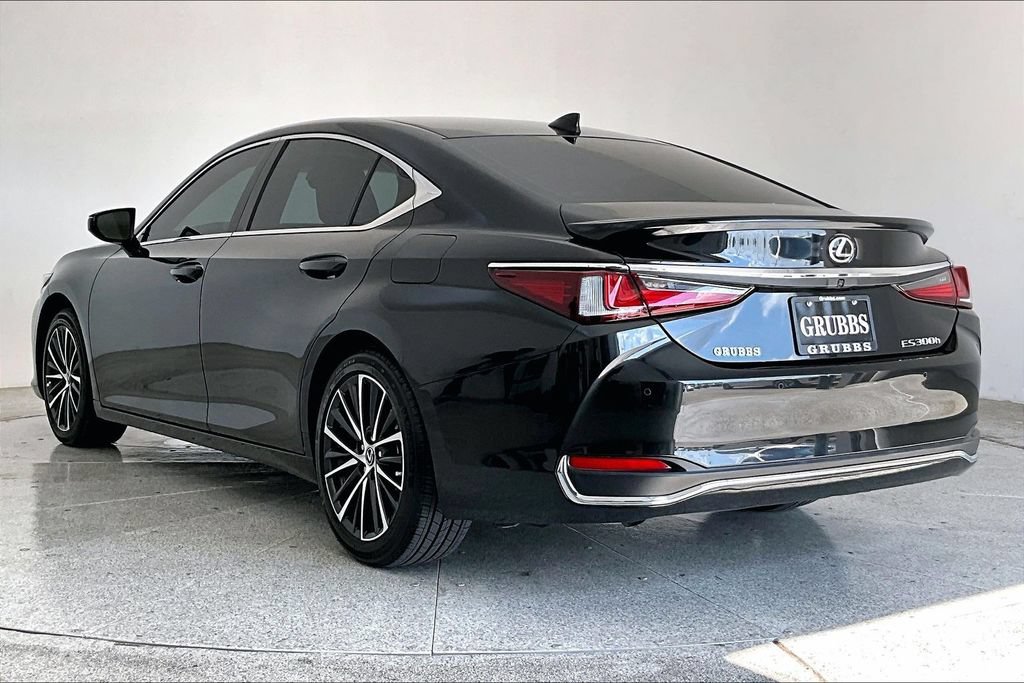 Used 2025 Lexus ES 300h w/ Premium Package FWD image 15