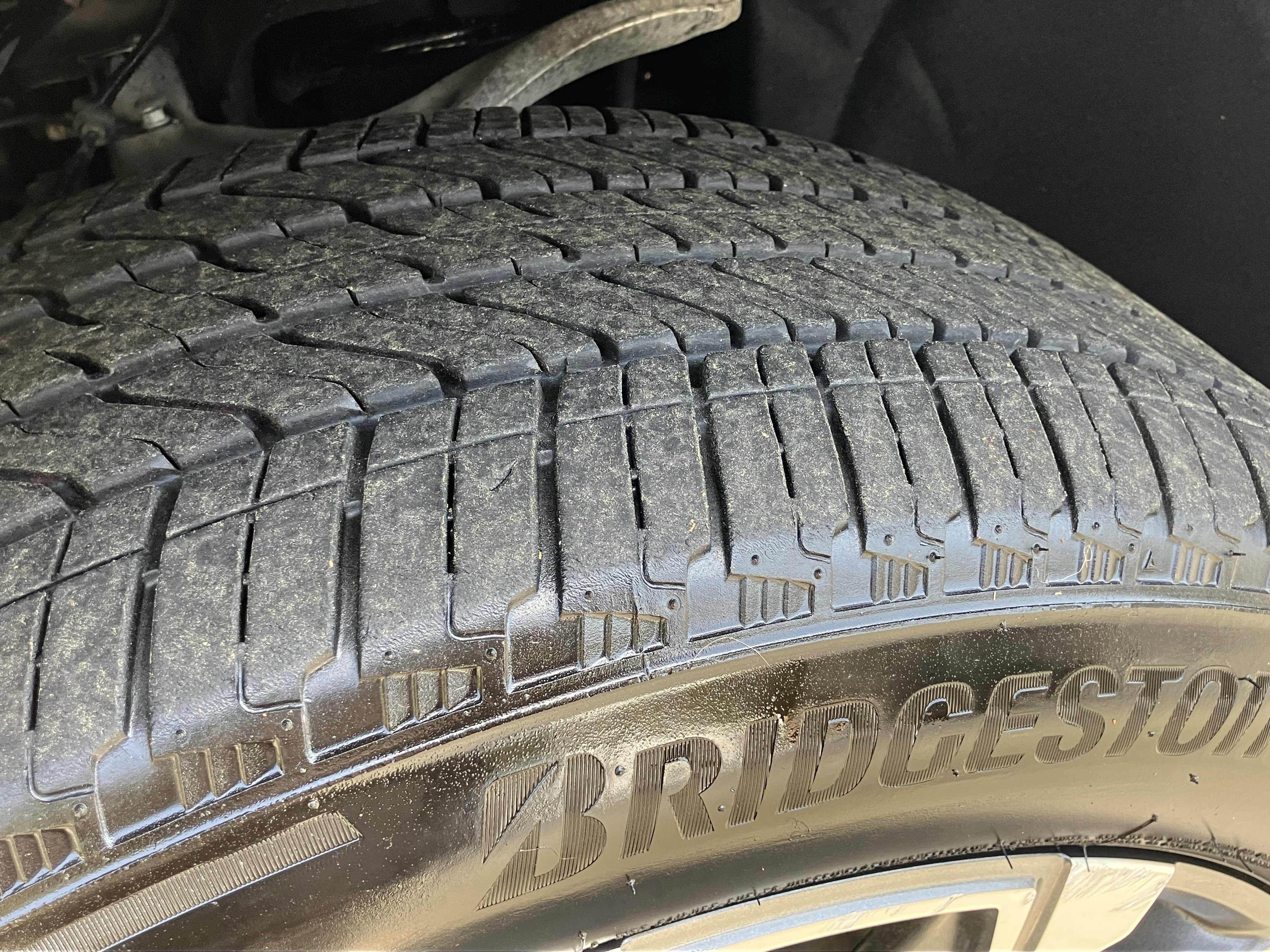 Used 2025 Chevrolet Suburban High Country w/ Sun And Tow Package image 12