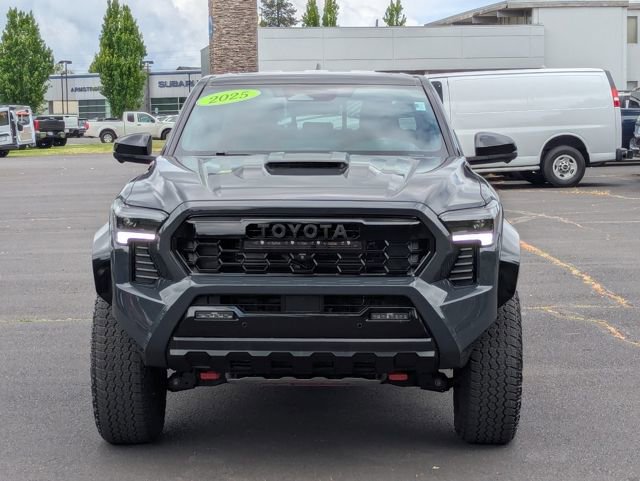 Used 2025 Toyota Tacoma TRD Pro AWD/4WD image 8
