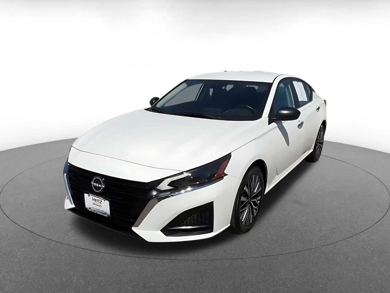 Used 2025 Nissan Altima 2.5 SV FWD image 7