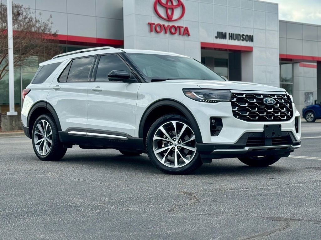 Used 2025 Ford Explorer Platinum w/ Ultimate Package image 2