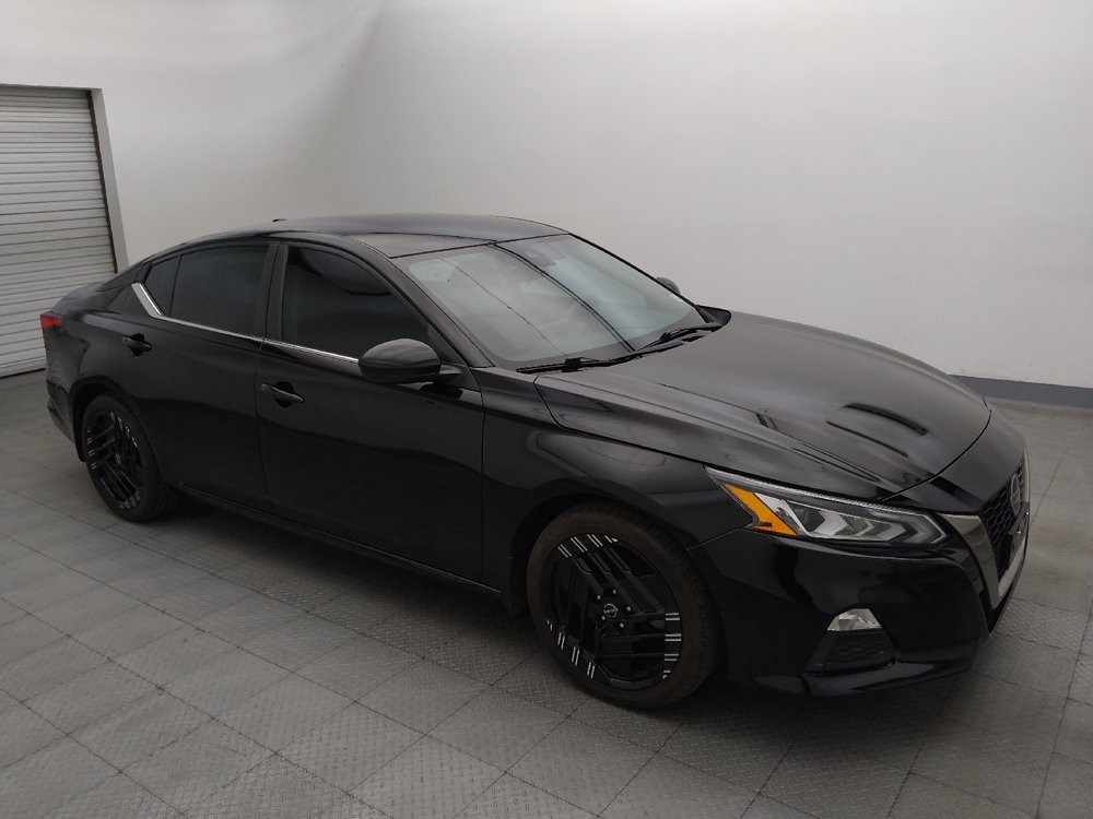 Used 2021 Nissan Altima 2.5 SR FWD image 11