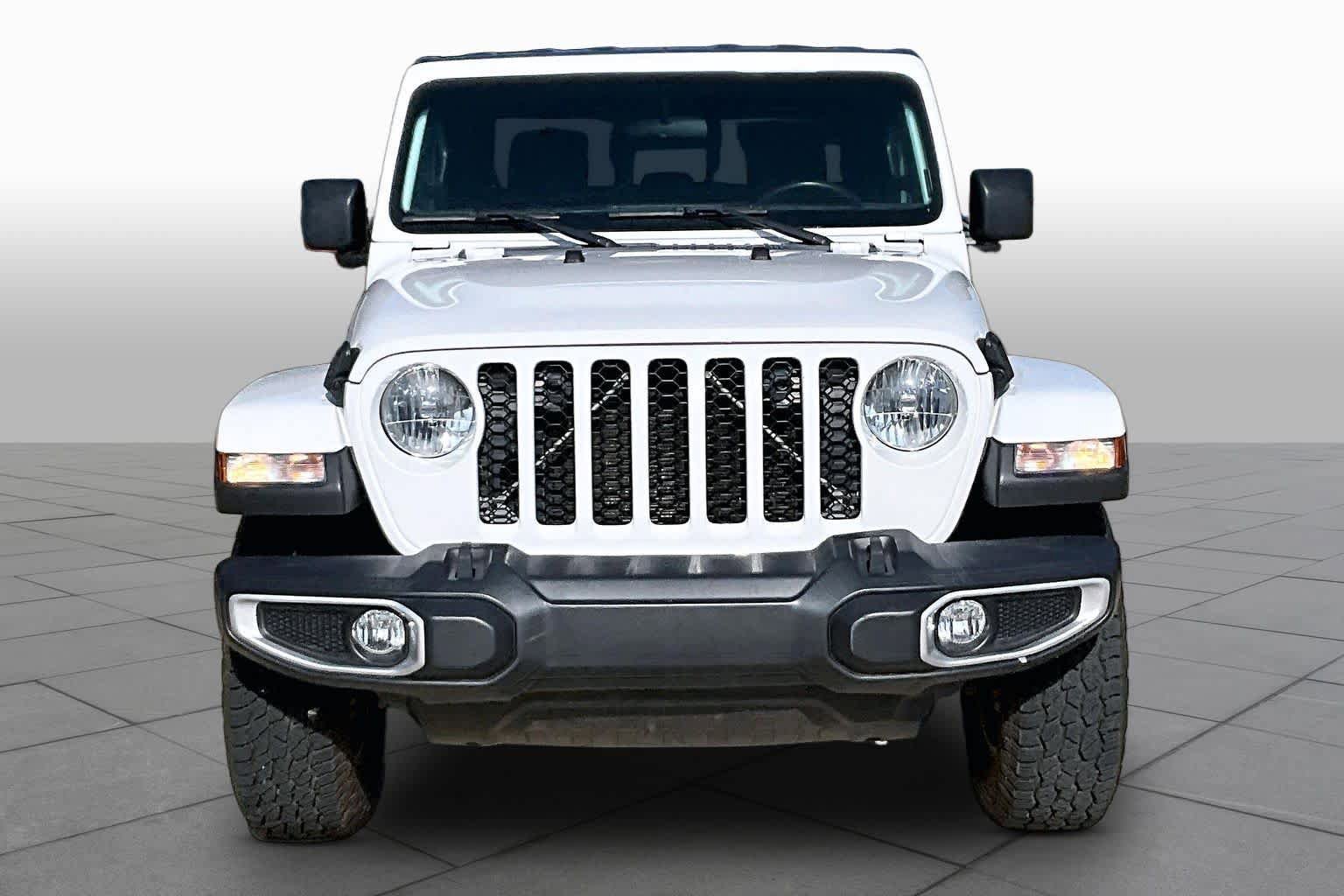 Used 2022 Jeep Gladiator Sport AWD/4WD image 3