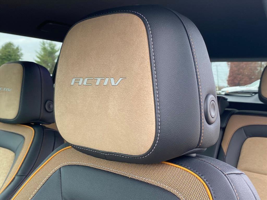 New 2026 Chevrolet Equinox ACTIV w/ Safety and Technology Package image 15