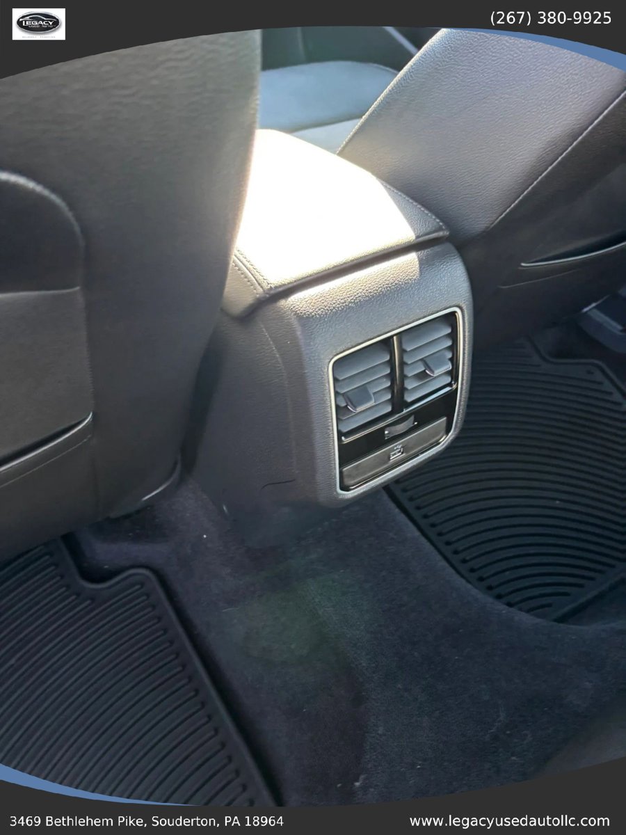 Used 2018 Volkswagen Passat GT FWD image 56