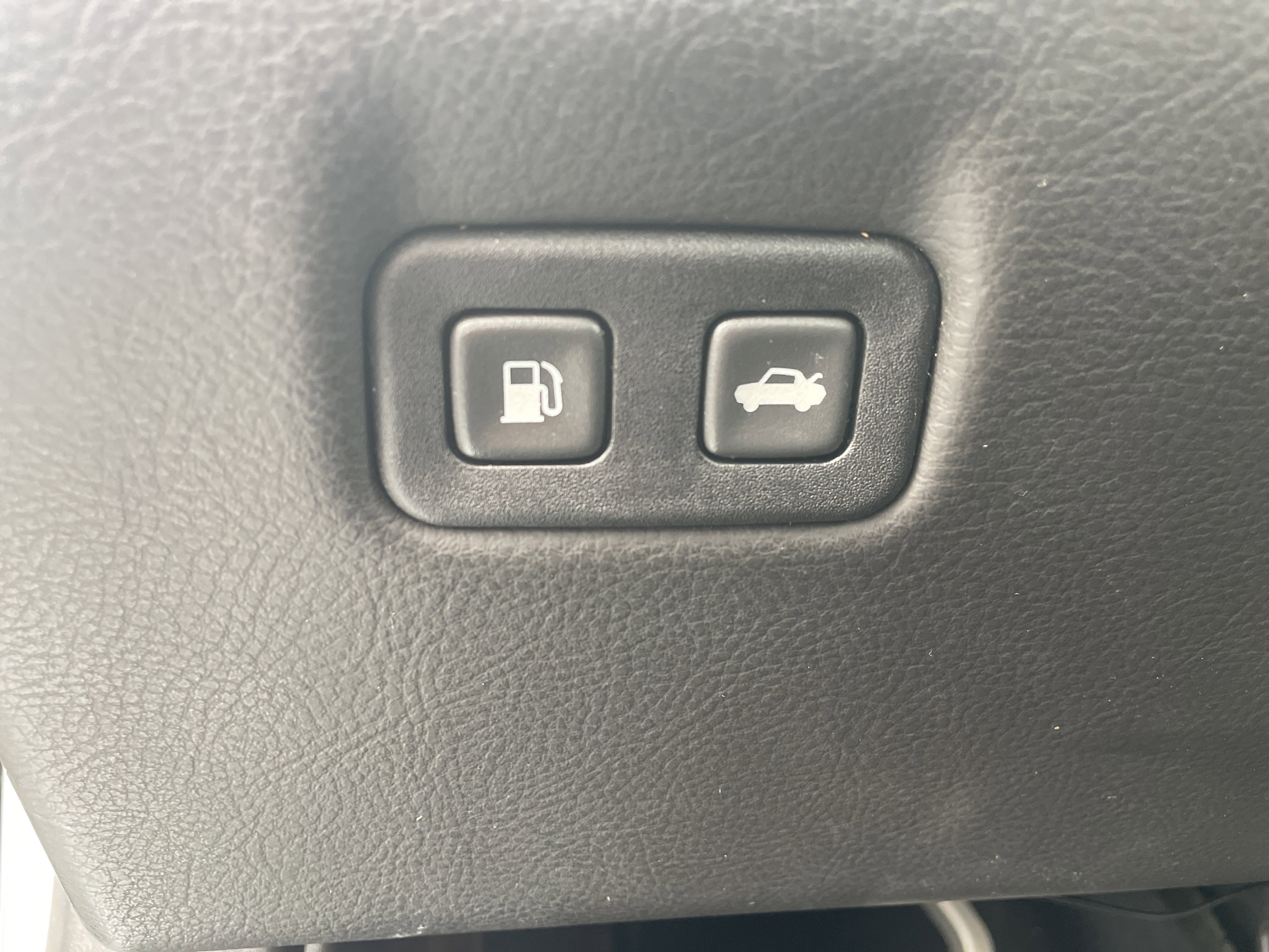 Used 2013 Chevrolet Corvette Convertible image 31