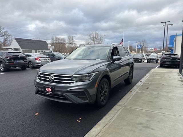 Used 2022 Volkswagen Tiguan SE AWD/4WD image 6