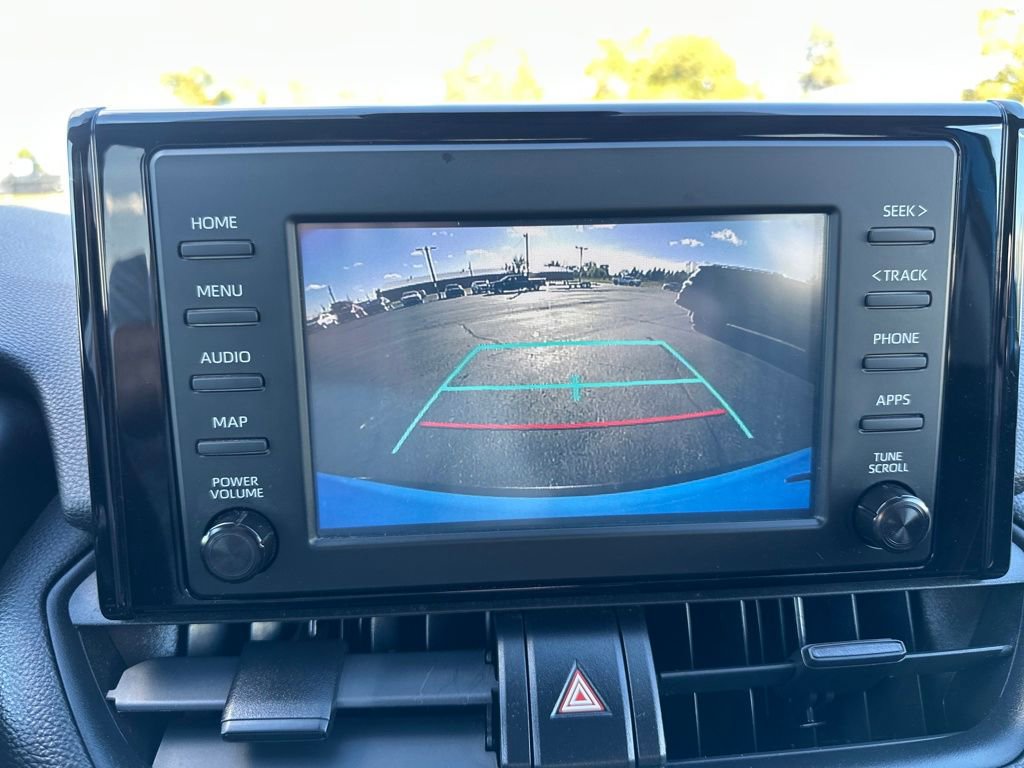 Used 2019 Toyota RAV4 LE image 20