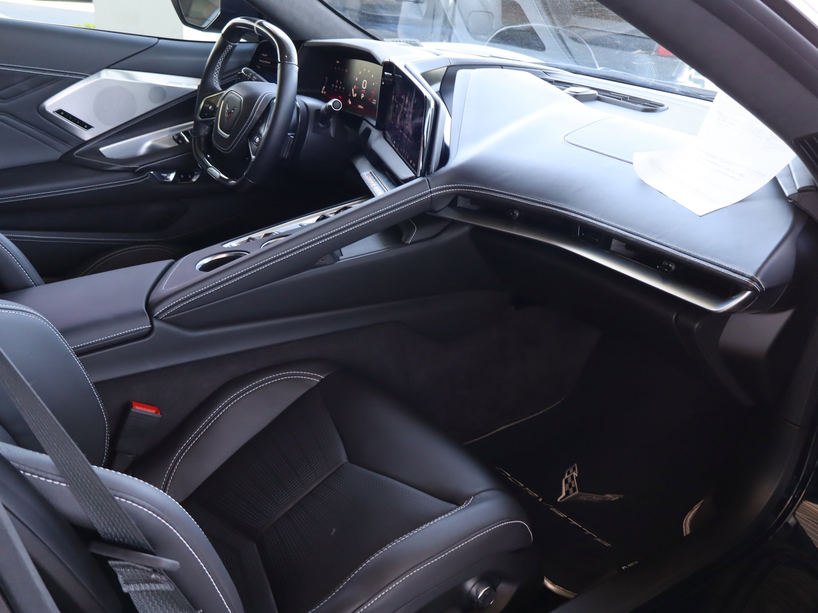 Used 2026 Chevrolet Corvette Z06 RWD image 32