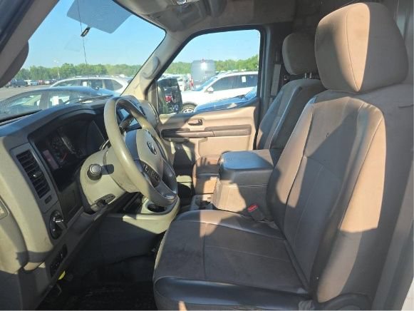 Used 2019 Nissan NV 3500 SV RWD image 4