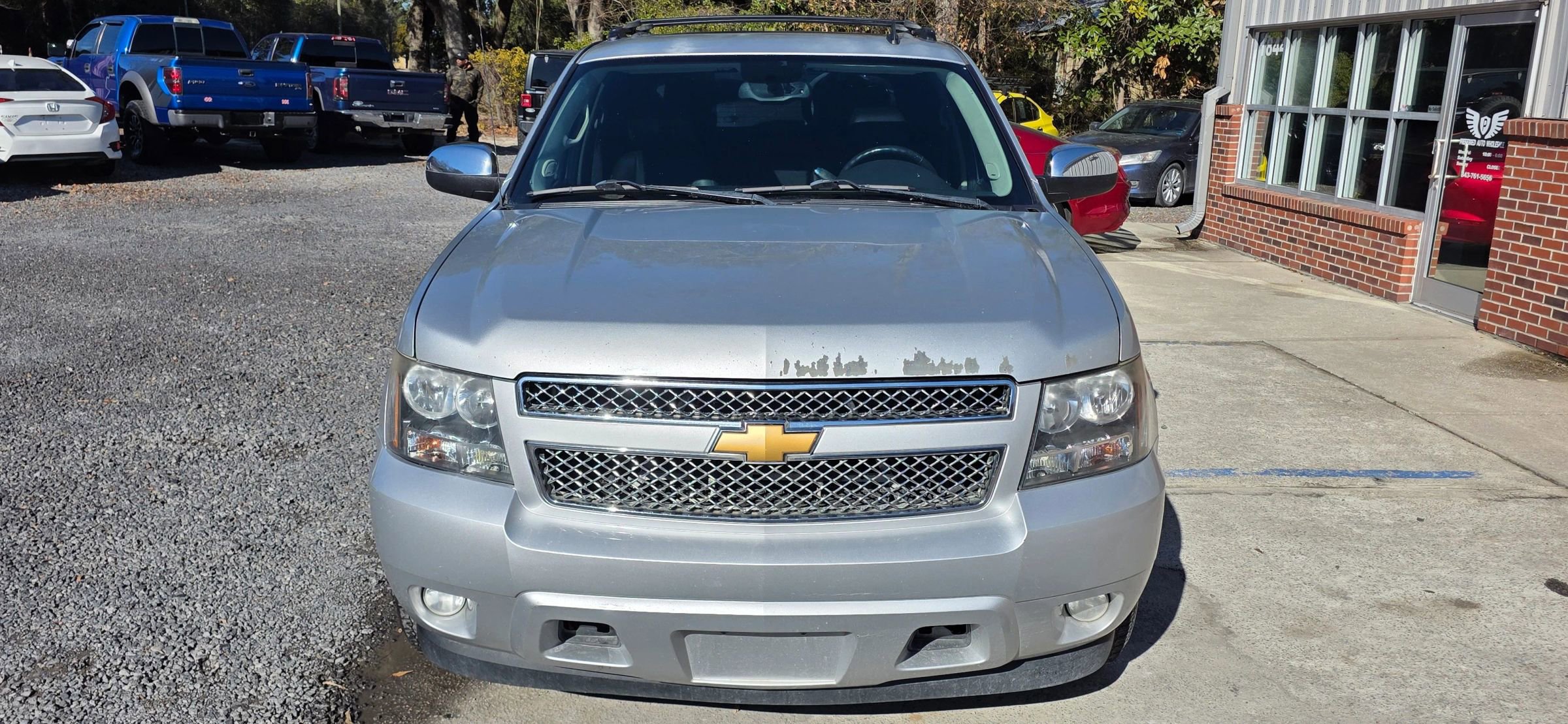 Used 2013 Chevrolet Avalanche LTZ RWD image 7