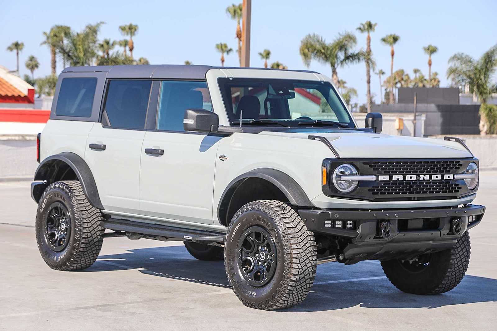 Used 2022 Ford Bronco Wildtrak AWD/4WD image 4