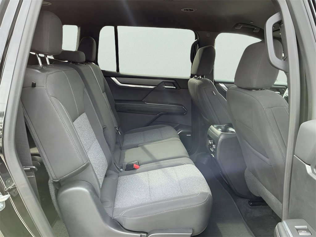 Used 2025 GMC Acadia Elevation image 20