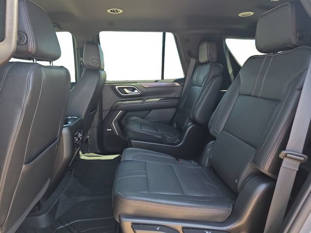 Used 2022 Chevrolet Tahoe RST w/ Luxury Package AWD/4WD image 16