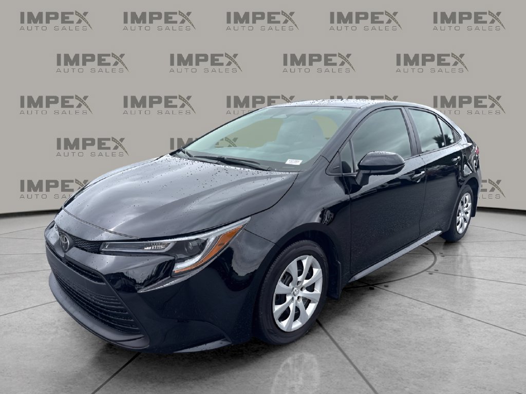 Used 2024 Toyota Corolla LE