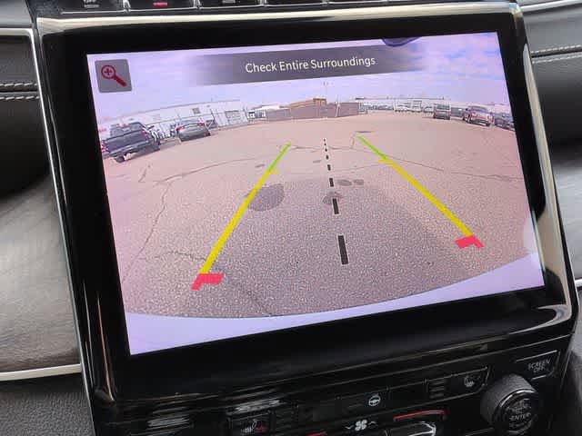 Used 2023 Jeep Grand Cherokee Limited w/ Black Appearance Package image 29