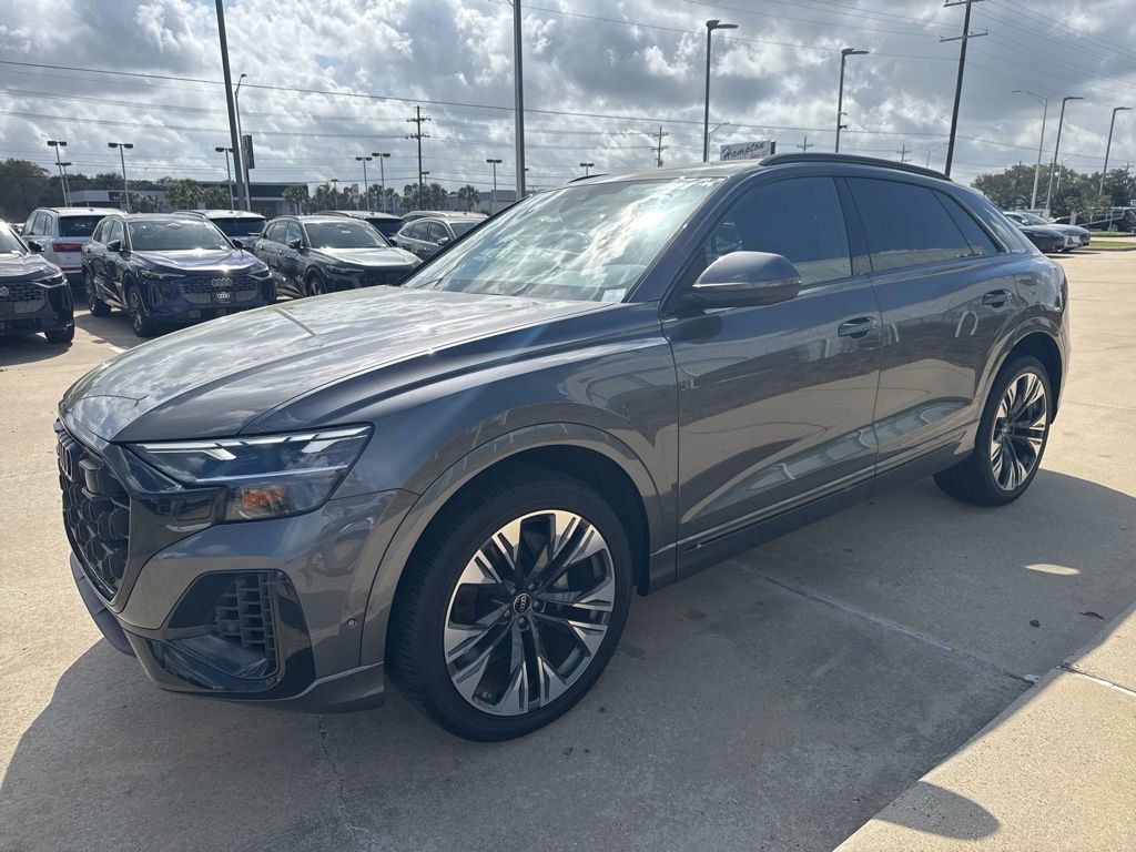 Used 2025 Audi Q8 Premium w/ Black Optic Package image 17