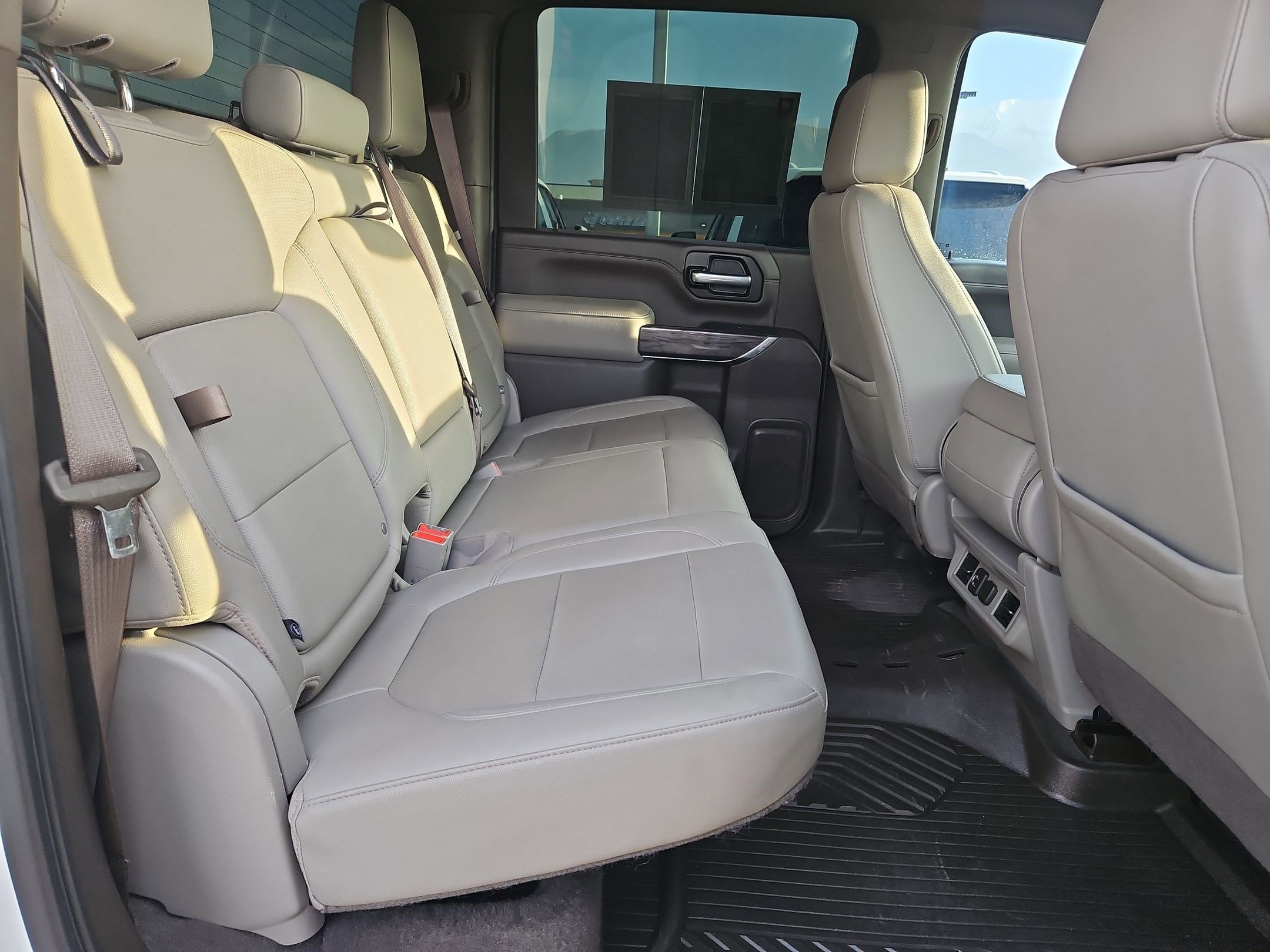 Used 2021 Chevrolet Silverado 3500 LTZ image 30