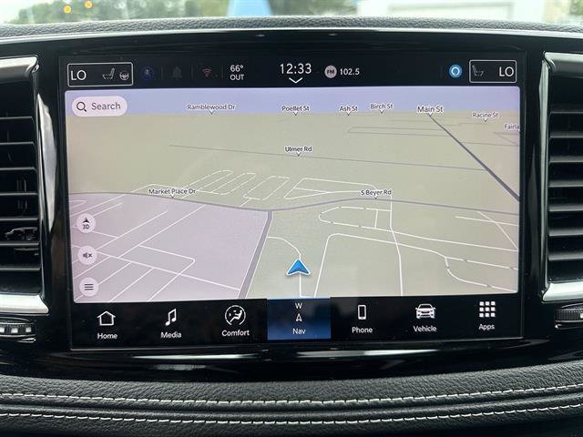 Used 2024 Chrysler Pacifica Limited FWD image 44