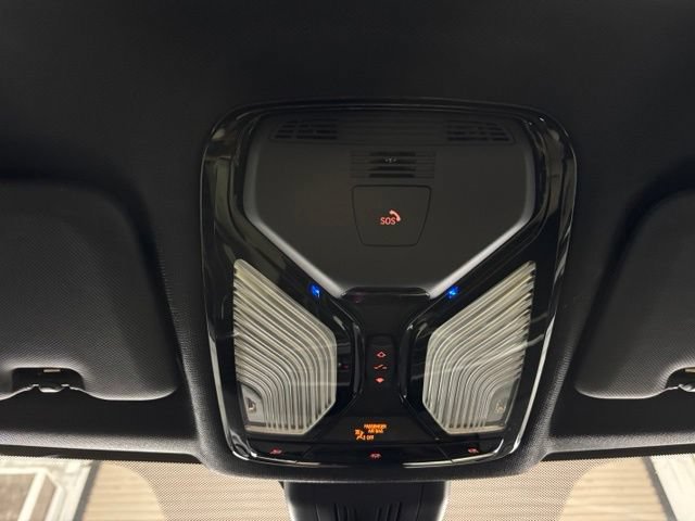 Used 2022 BMW X5 sDrive40i w/ Premium Package RWD image 25
