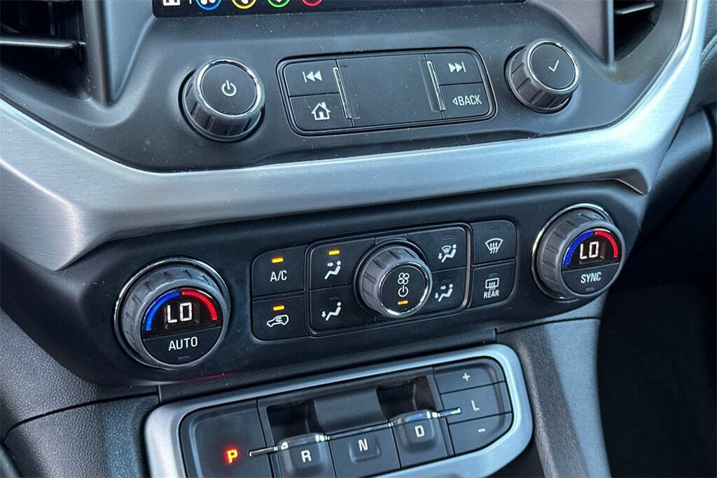 Used 2022 GMC Acadia SLE image 21