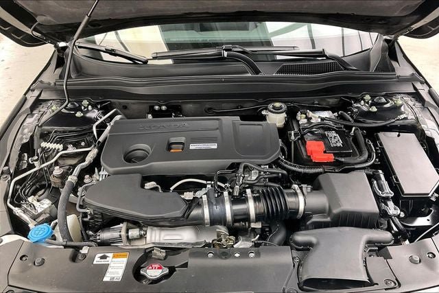 Used 2019 Honda Accord Touring image 29