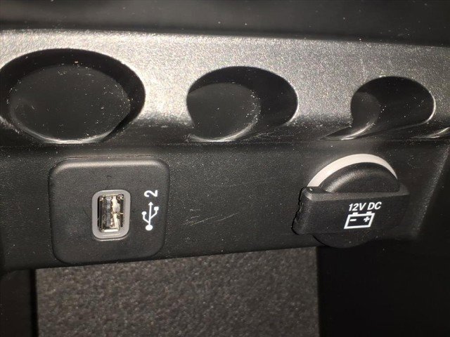 Used 2019 Jeep Cherokee Limited image 24