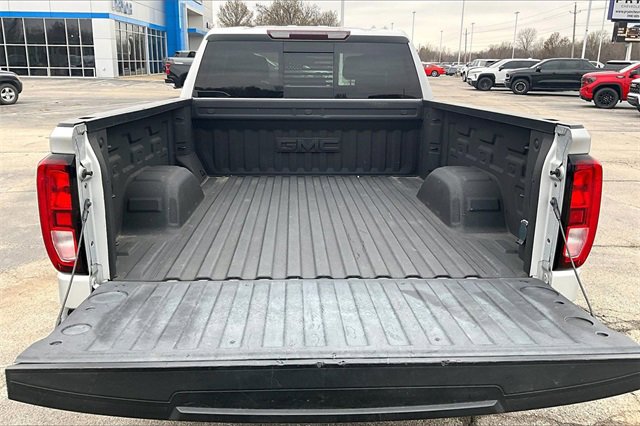 Used 2020 GMC Sierra 1500 Elevation w/ Elevation Value Package image 7