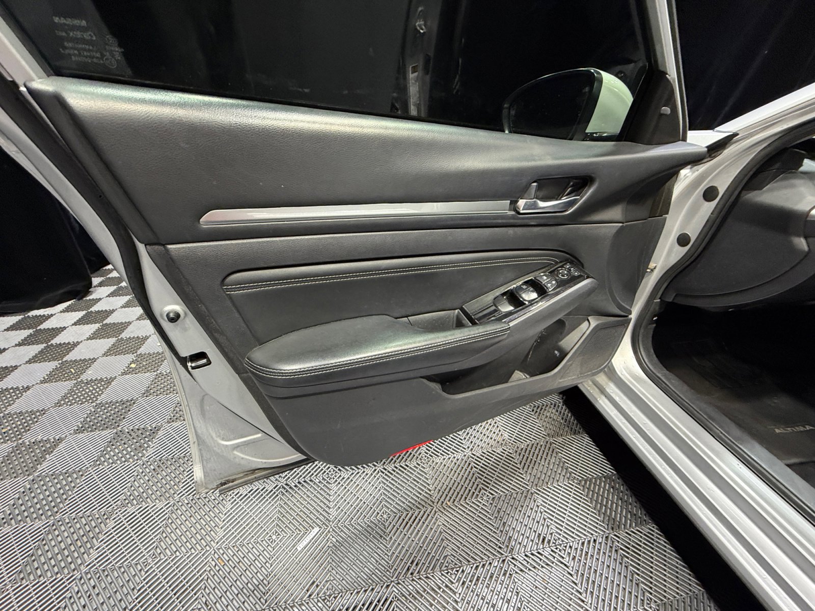 Used 2020 Nissan Altima 2.5 SL image 13