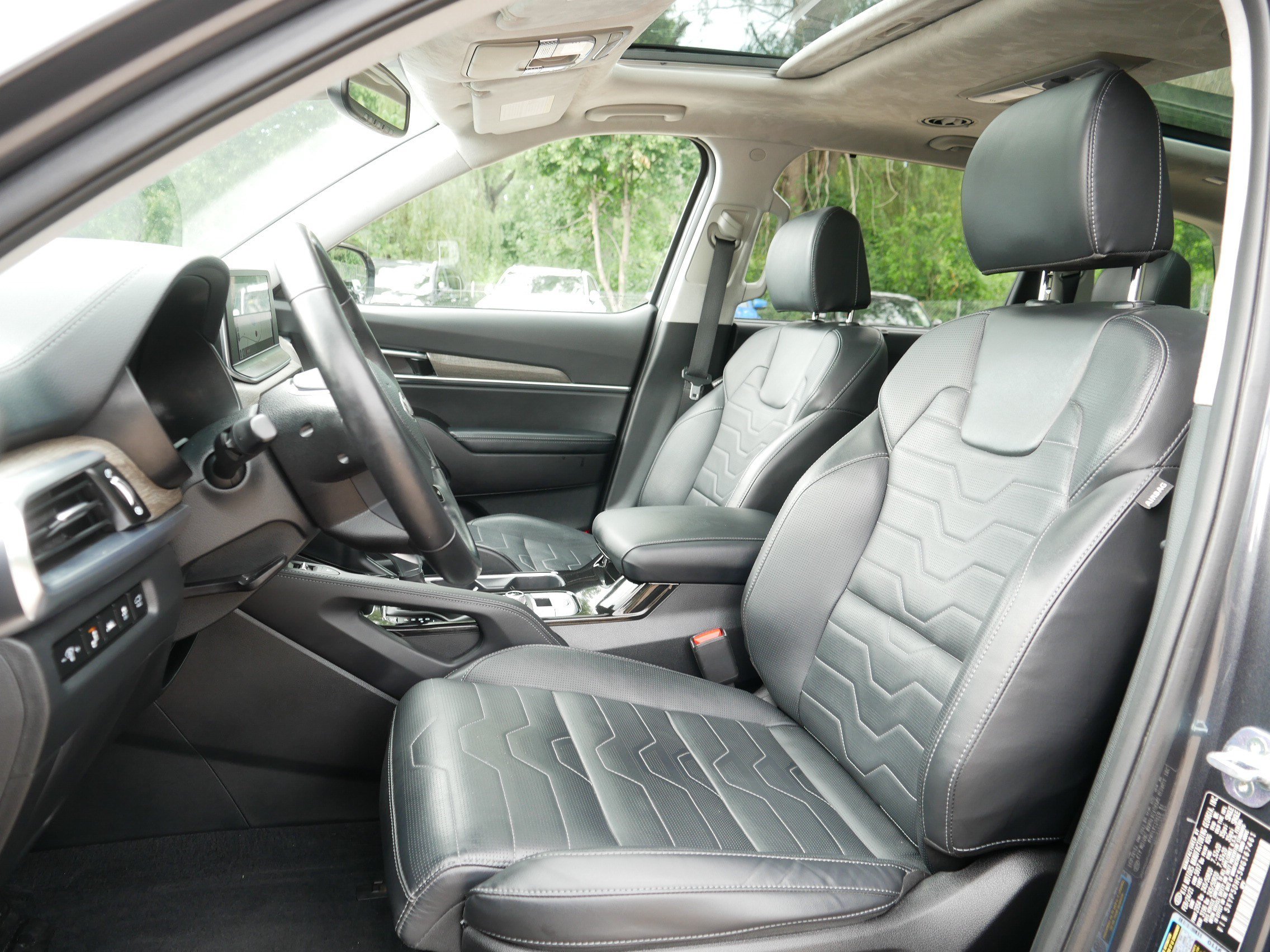Certified 2021 Kia Telluride SX w/ SX Prestige Package AWD/4WD image 35