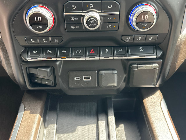 Used 2019 GMC Sierra 1500 SLT w/ SLT Premium Package AWD/4WD image 33