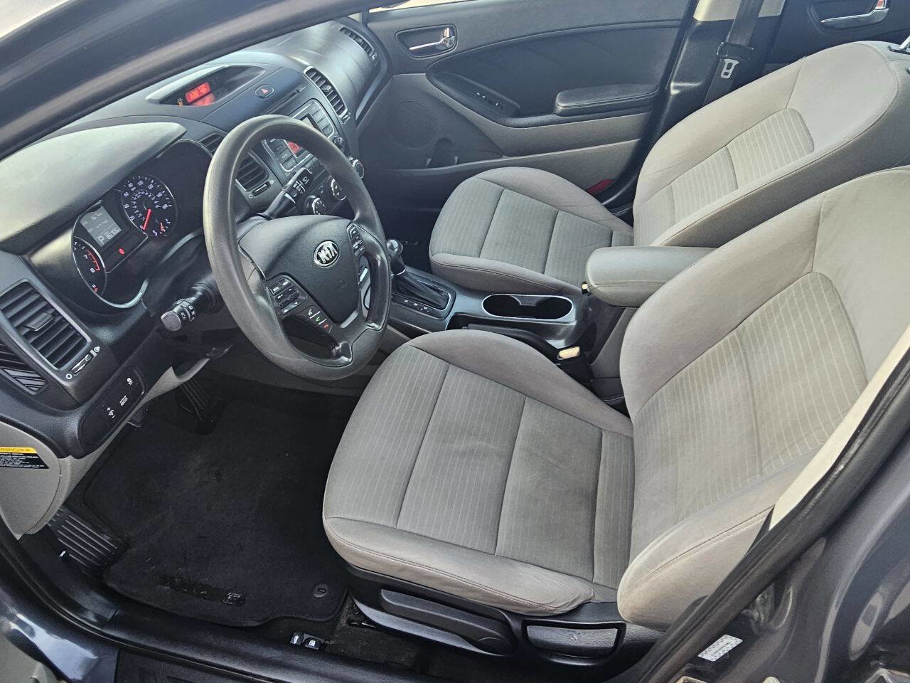 Used 2014 Kia Forte LX w/ Popular Package image 7