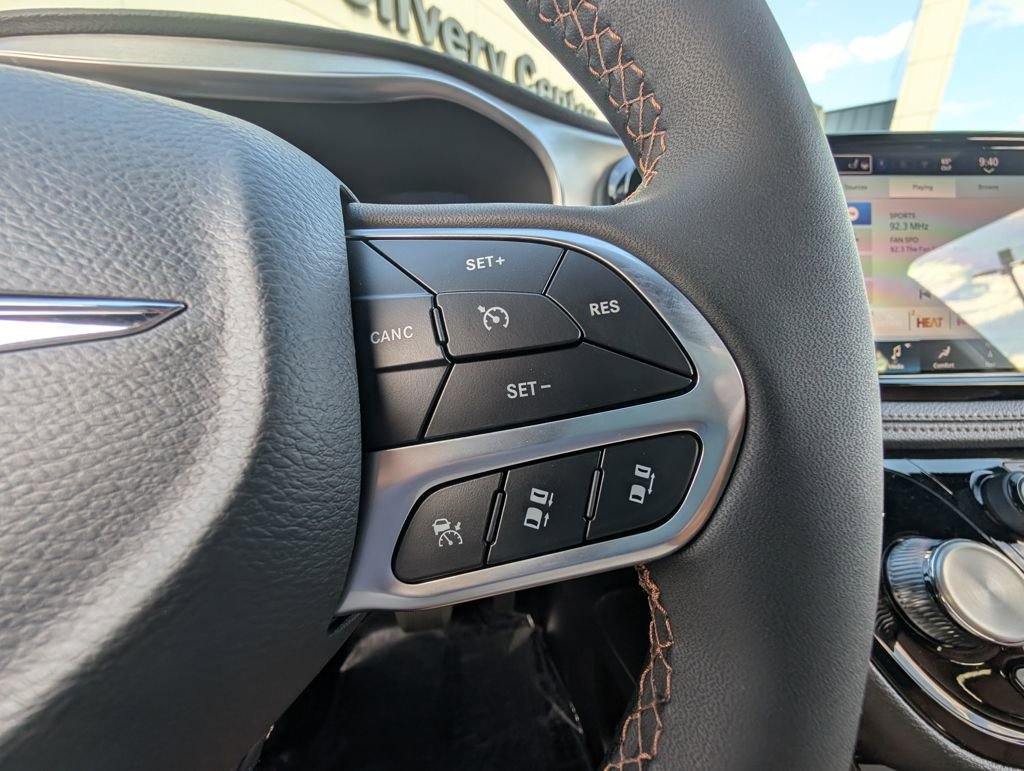 New 2026 Chrysler Pacifica Pinnacle w/ Trailer Tow Group image 22