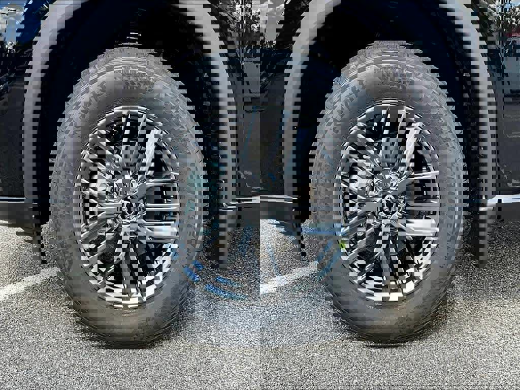 New 2026 Nissan Rogue S image 8