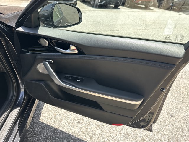 Used 2019 Kia Stinger Premium RWD image 17