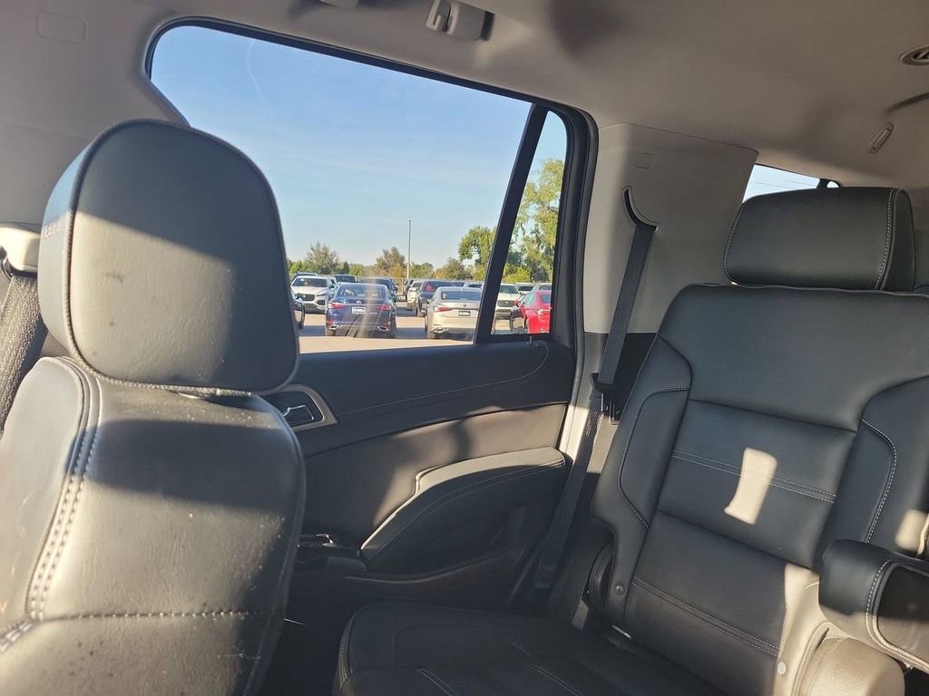 Used 2020 GMC Yukon Denali w/ Denali Premium Package image 4