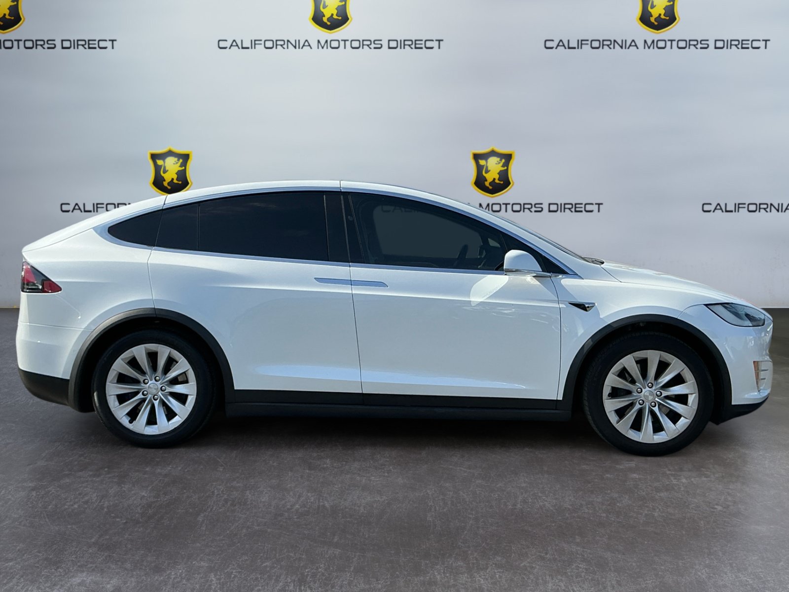 Used 2019 Tesla Model X 75D AWD/4WD image 4