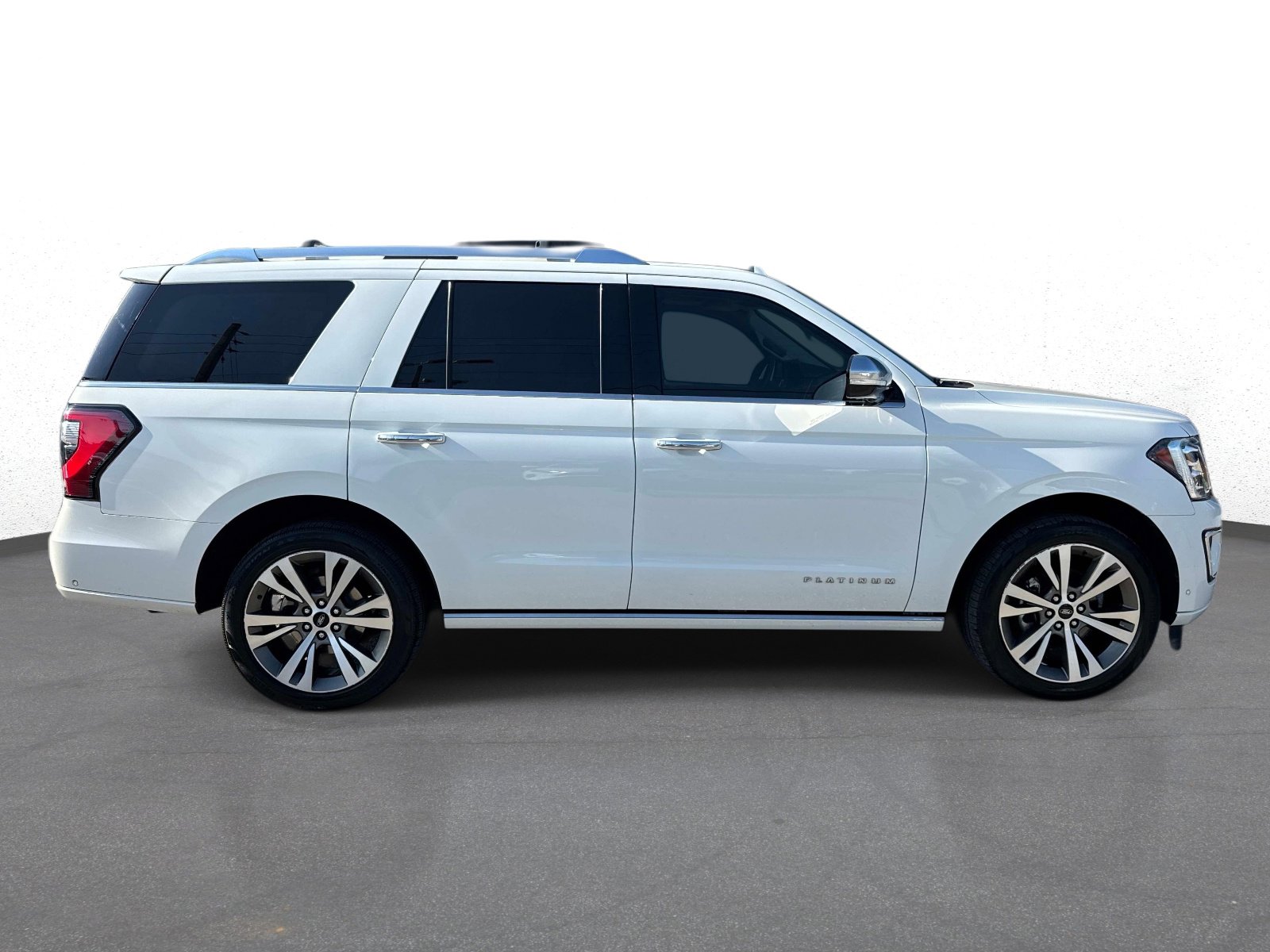 Used 2020 Ford Expedition Platinum AWD/4WD image 2