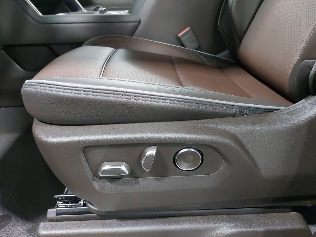 New 2026 GMC Sierra 2500 Denali w/ Denali Reserve Package image 28